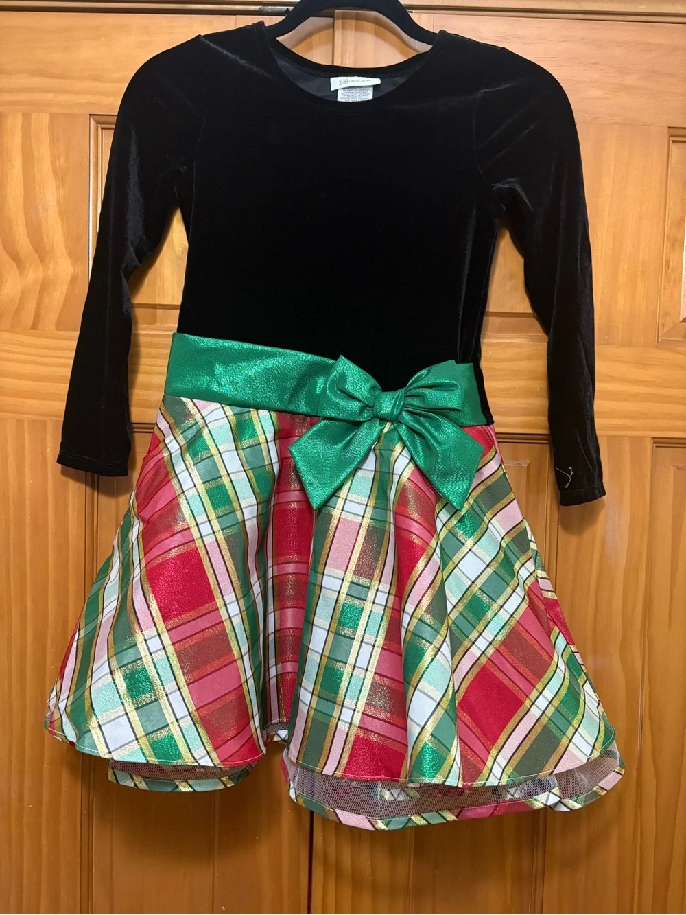 Bonnie Jean Black Velvet Top with Green Sash and Red Green Plaid Skirt Size 10